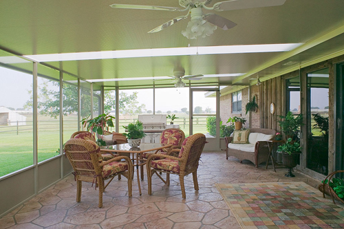 Custom screened patio